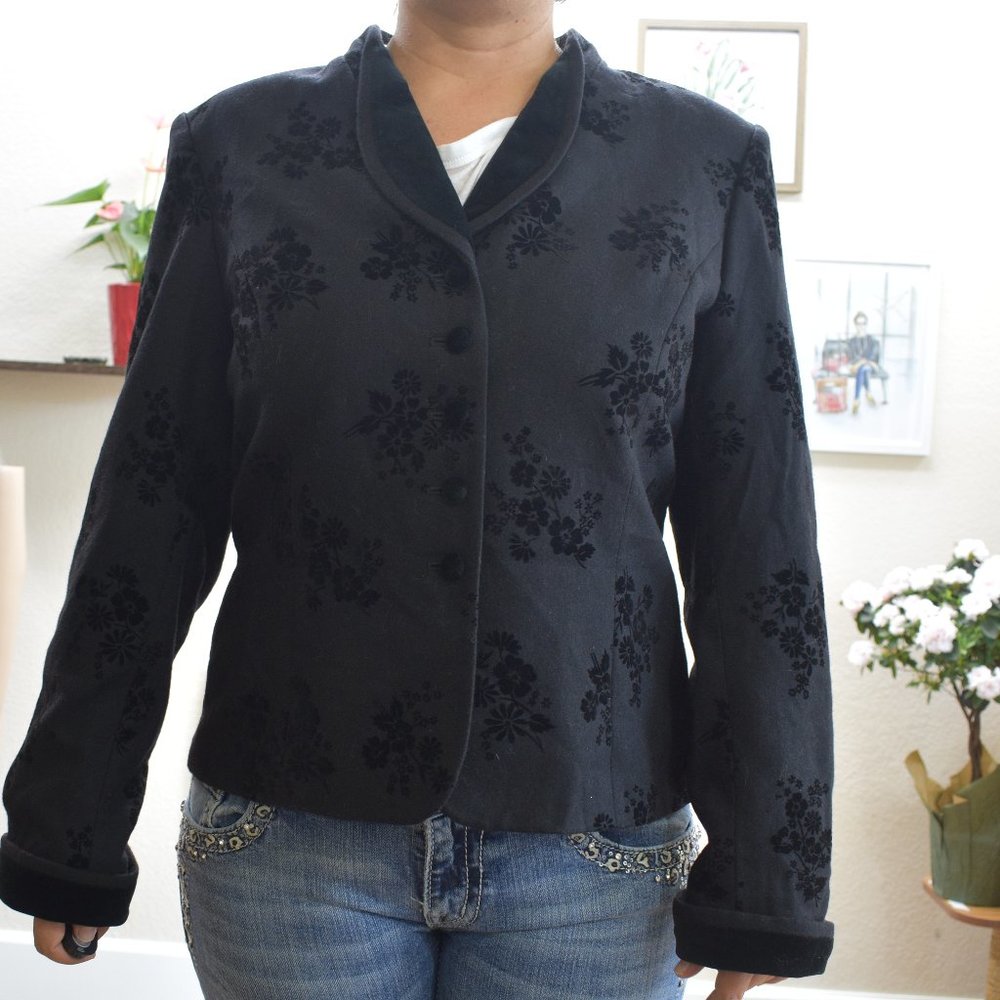 Kasper Black Floral Devore Velvet-Print Blazer